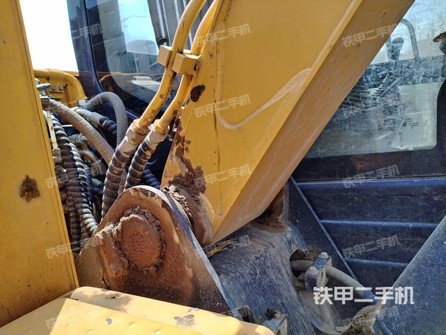 大臂根部?斜(工作和回轉(zhuǎn)裝置) 大臂根部?斜(工作和回轉(zhuǎn)裝置)