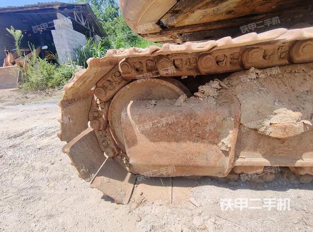 左驱动轮(行走机构) 左驱动轮(行走机构)