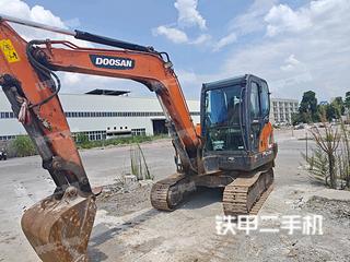 斗山DX55-9C挖掘机实拍图片
