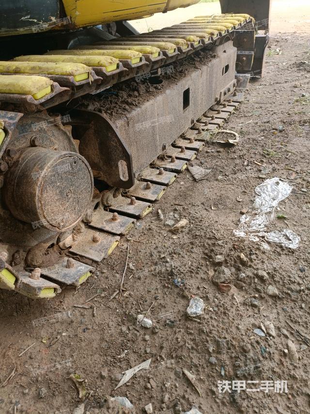 單側(cè)履帶整體（整機(jī)外觀）