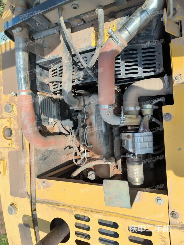 气门室盖螺丝特写（上车部件）