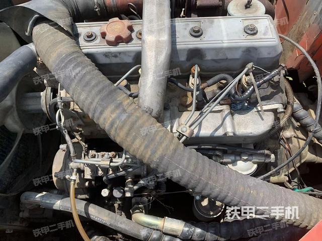 发动机整体俯视(整机外观) 发动机整体俯视(整机外观)