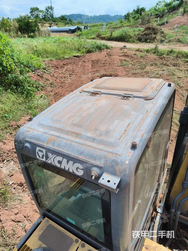 驾驶室顶部俯视（上车部件）