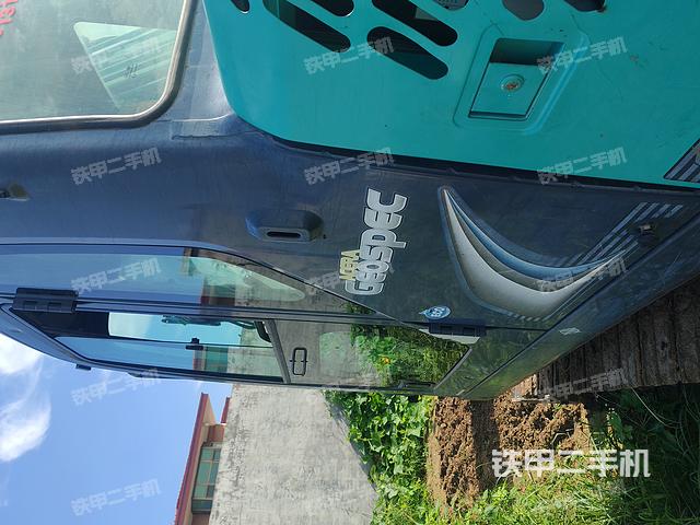 駕駛室整體（整機(jī)外觀）