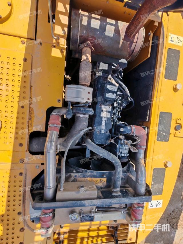 發(fā)動機(jī)整體俯視（整機(jī)外觀）