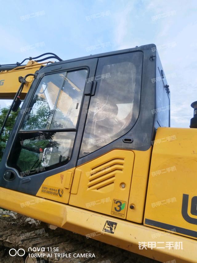 駕駛室左后45度（駕駛室部分）