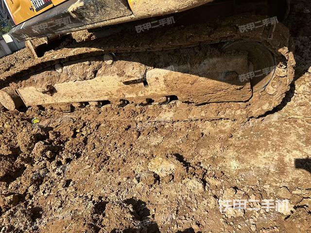 左導(dǎo)向輪（行走機(jī)構(gòu)）