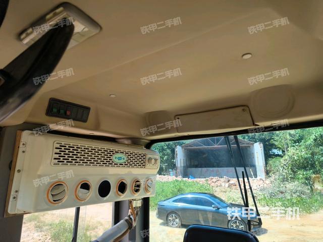 小時(shí)表（推土機(jī)駕駛室）