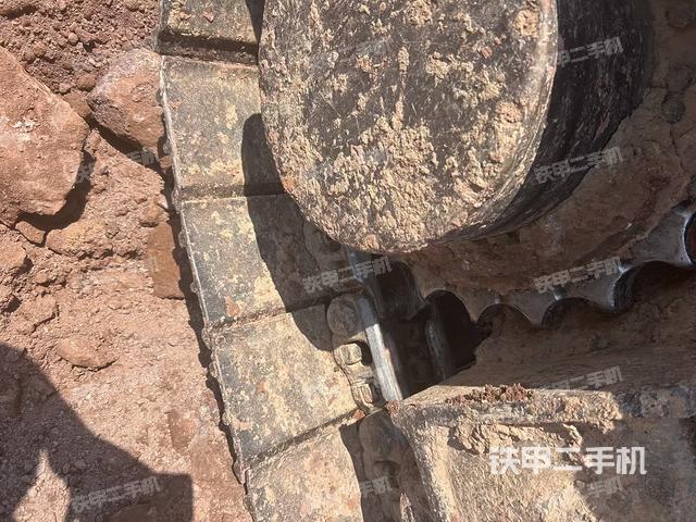 右驱动轮(行走机构) 右驱动轮(行走机构)