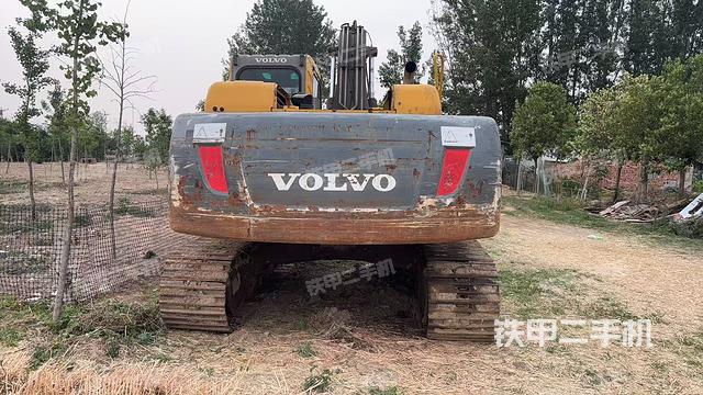 駕駛室頂部（整機(jī)外觀）