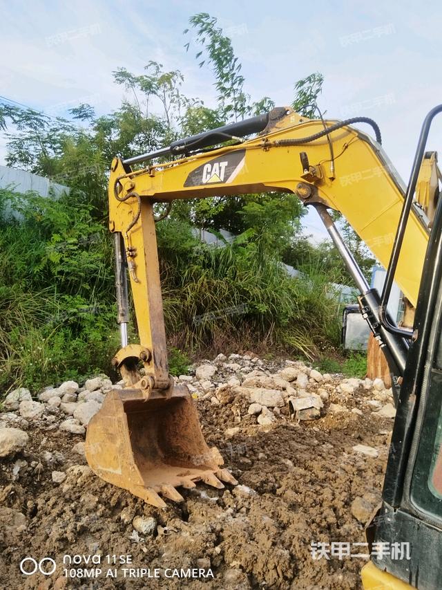 小臂整体左后（工作和回转装置）