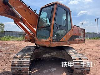 斗山DH215LC-9挖掘机实拍图片