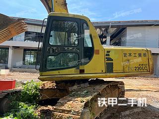 小松PC210-6E挖掘机实拍图片
