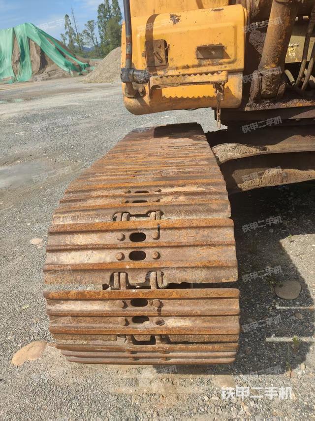 单侧履带整体（整机外观）