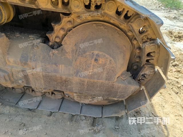 推土鏟左后（推土機(jī)底盤(pán)及工作裝置）