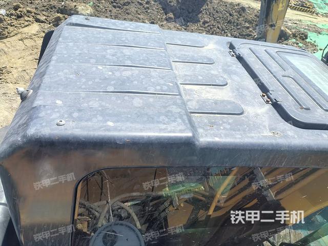 駕駛室頂部（整機(jī)外觀）