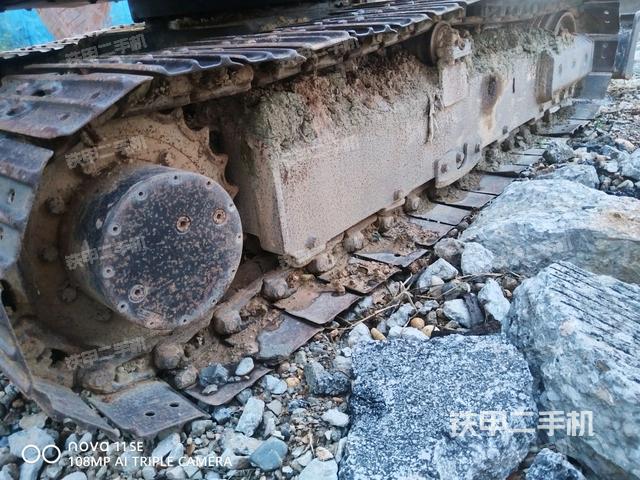 单侧履带整体（整机外观）