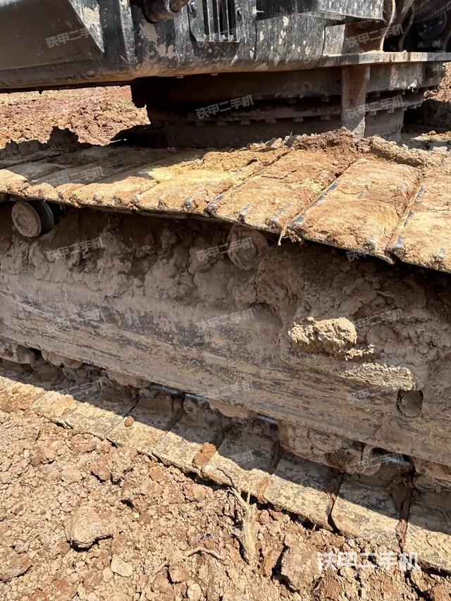 右側(cè)行走馬達(dá)蓋板（行走機(jī)構(gòu)）