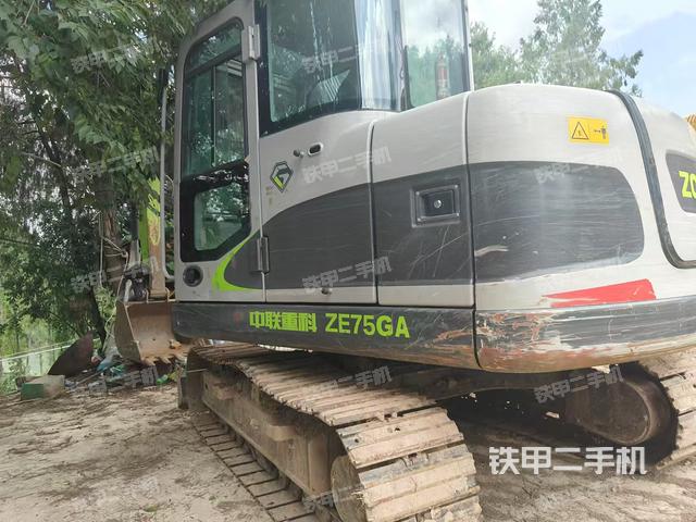 中联重科ZE75GA挖掘机