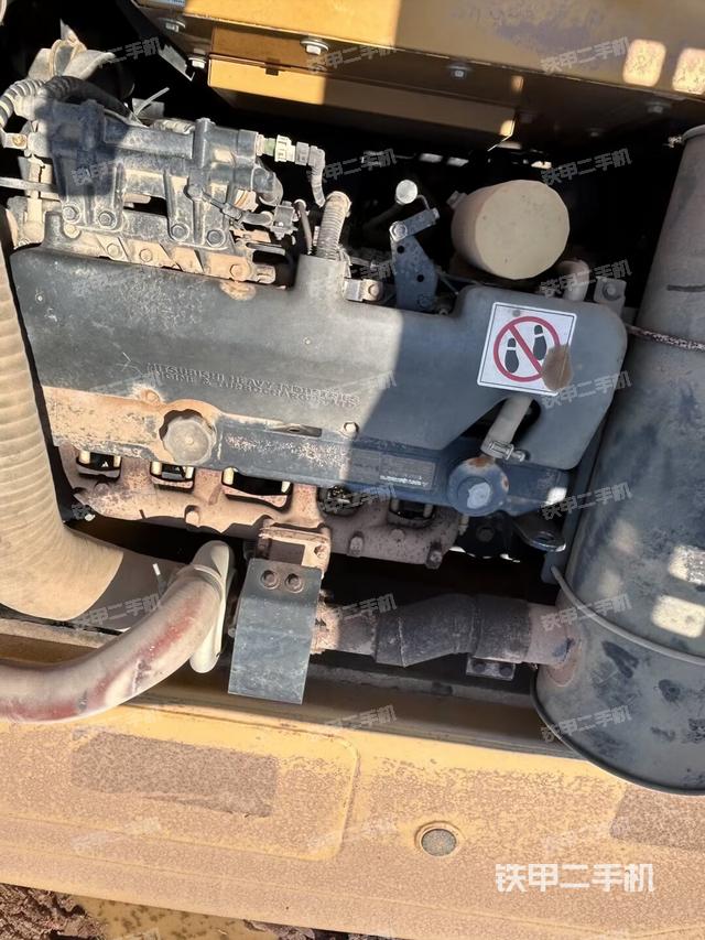 水箱+风扇特写(上车部件) 水箱+风扇特写(上车部件)