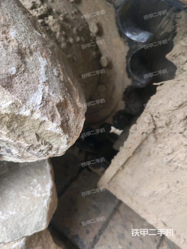 右驱动轮(行走机构) 右驱动轮(行走机构)