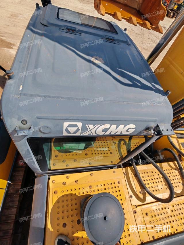 駕駛室頂部（整機(jī)外觀）