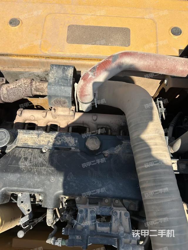 氣門室蓋螺絲特寫（上車部件）