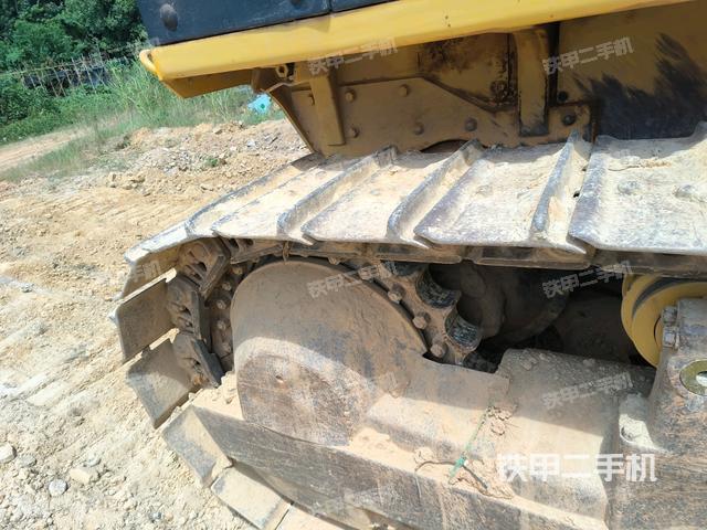 右驅(qū)動(dòng)輪（推土機(jī)底盤(pán)及工作裝置）