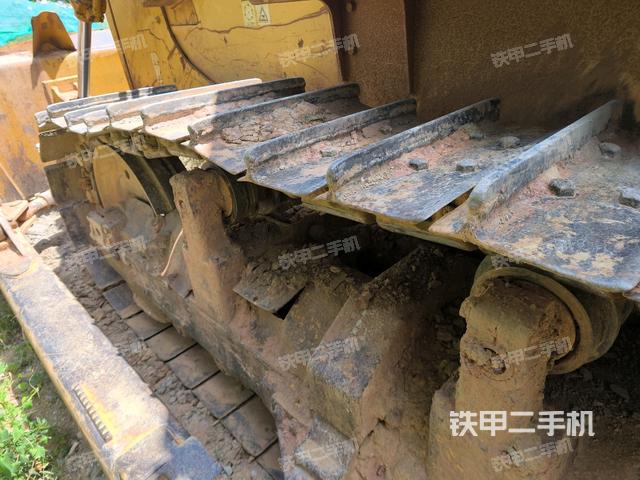 左驅(qū)動(dòng)輪（推土機(jī)底盤及工作裝置）