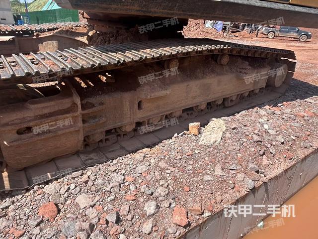 右側(cè)行走馬達(dá)蓋板（行走機(jī)構(gòu)）