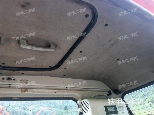 驾驶室正侧(驾驶室部分) 驾驶室正侧(驾驶室部分)