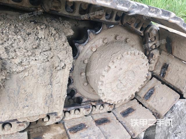 左驱动轮(行走机构) 左驱动轮(行走机构)