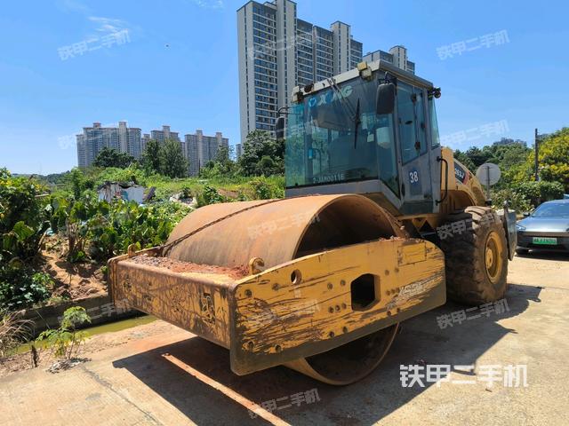 徐工XS202J压路机