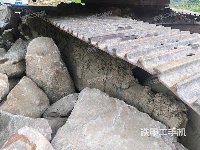 左侧履带整体 (行走机构) 左侧履带整体 (行走机构)