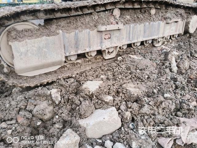 左側(cè)履帶整體?（行走機(jī)構(gòu)）