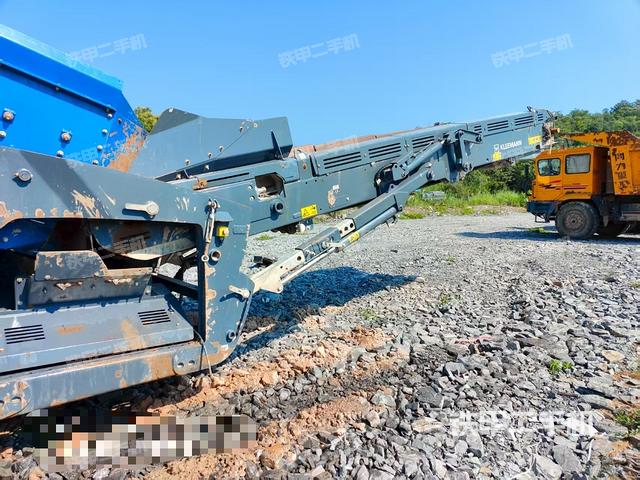 右后45(整機(jī)外觀) 右后45(整機(jī)外觀)