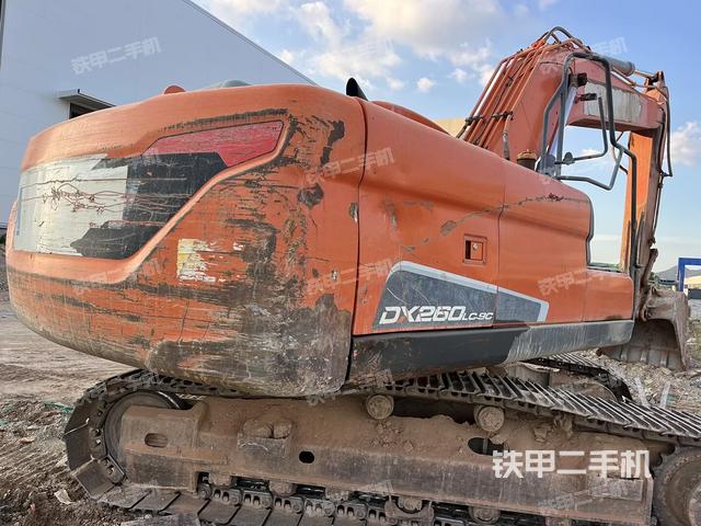 整機右后45°（整機外觀）