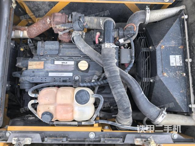 發(fā)動(dòng)機(jī)整體俯視（整機(jī)外觀）