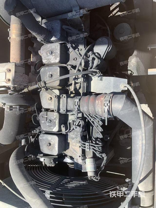 發(fā)動機(jī)整體俯視（整機(jī)外觀）