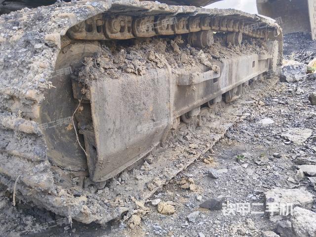 左側(cè)履帶整體?（行走機(jī)構(gòu)）