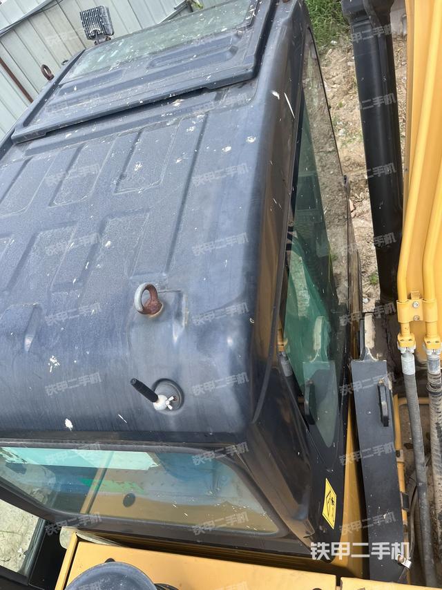 駕駛室頂部（整機(jī)外觀）