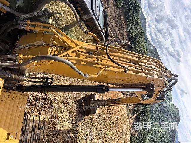 大臂整體?右側(cè)（工作和回轉(zhuǎn)裝置）