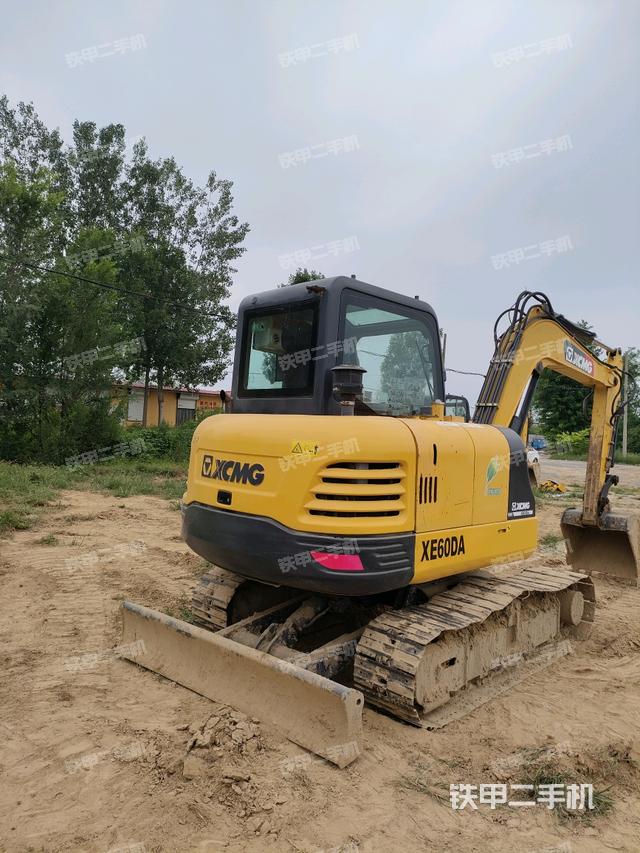 整機右后45°（整機外觀）