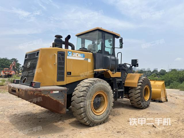 整機(jī)右后45°(整機(jī)外觀及大件) 整機(jī)右后45°(整機(jī)外觀及大件)