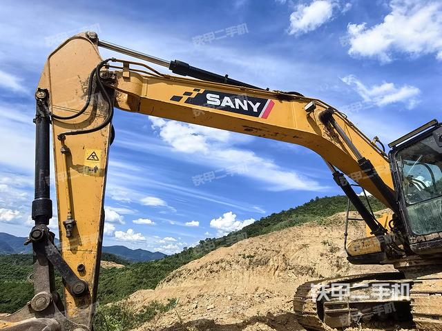 小臂整體左后（工作和回轉(zhuǎn)裝置）