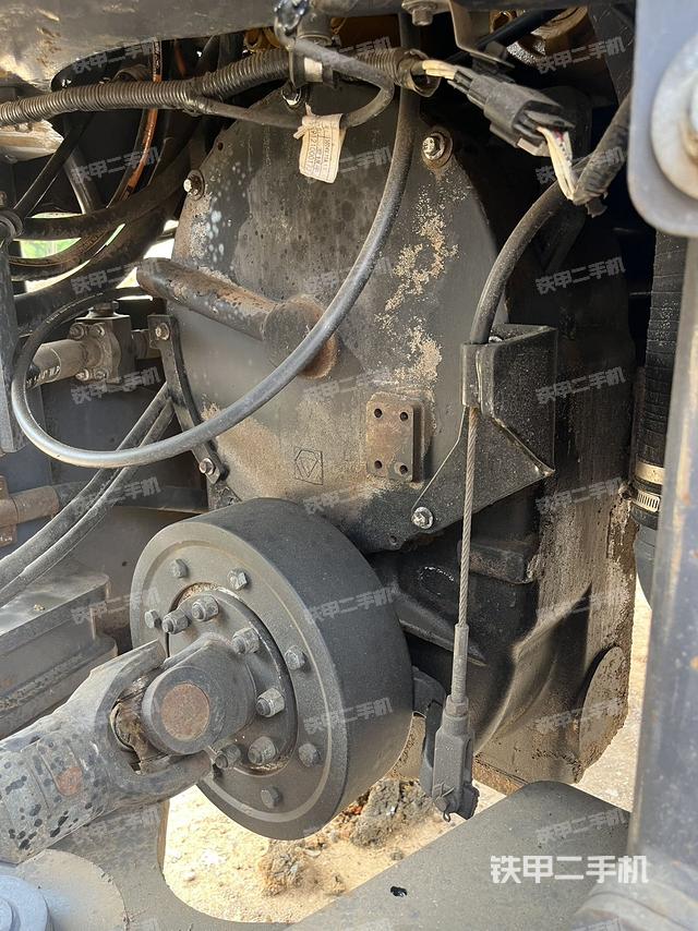 變速箱(整機(jī)外觀及大件) 變速箱(整機(jī)外觀及大件)