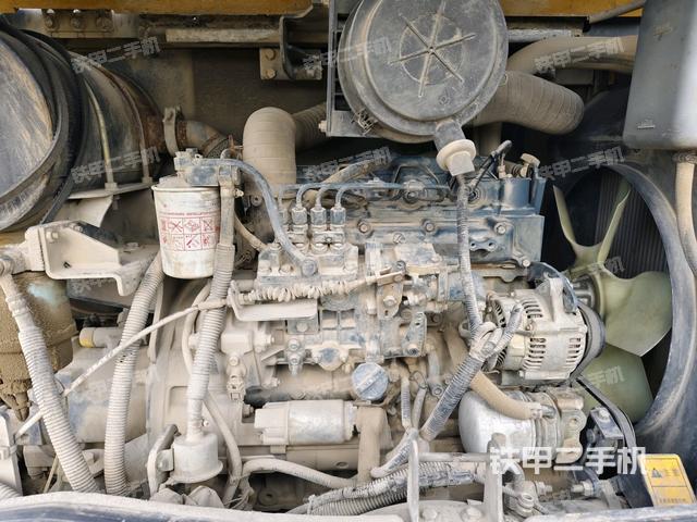 发动机室（上车部件）