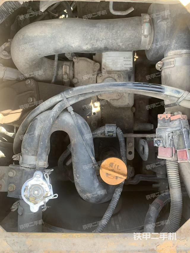 發(fā)動(dòng)機(jī)整體俯視（整機(jī)外觀）