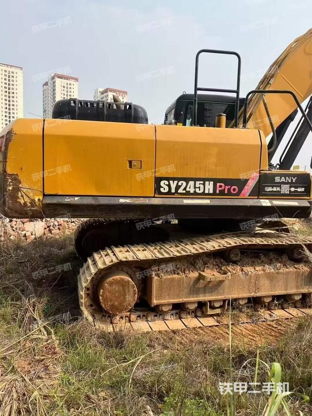 整機(jī)右后45°(整機(jī)外觀) 整機(jī)右后45°(整機(jī)外觀)