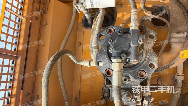 液壓泵室（大件艙室）